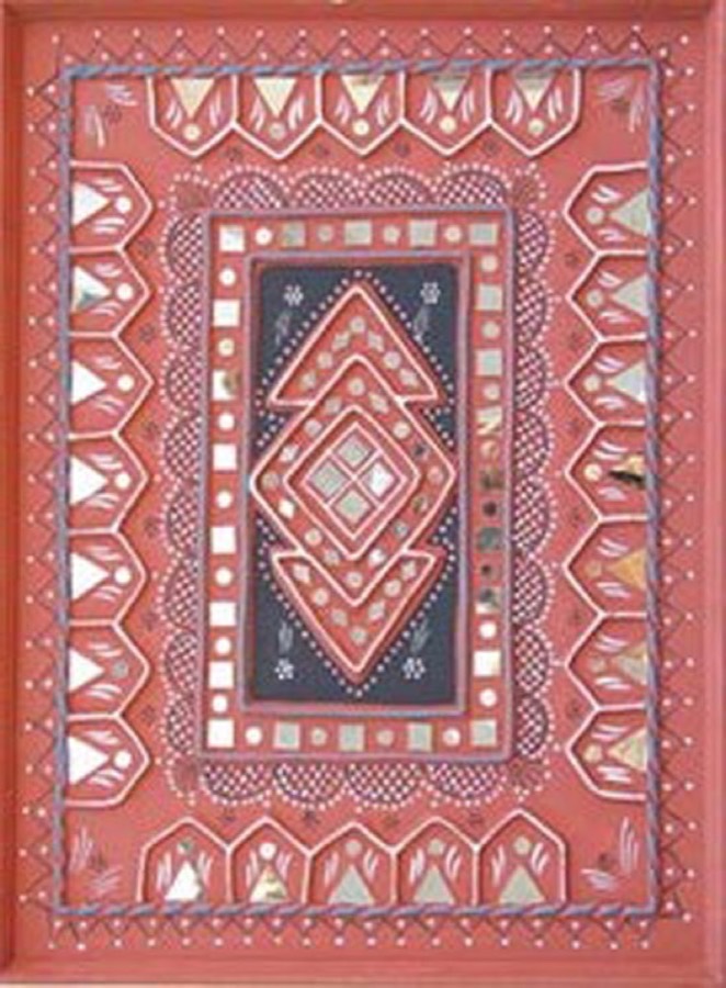 Red mud art with mirror work
