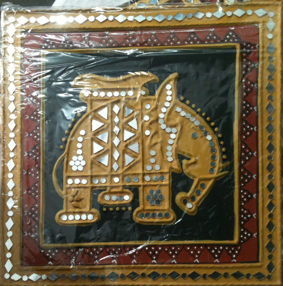 Elephant design mud art
