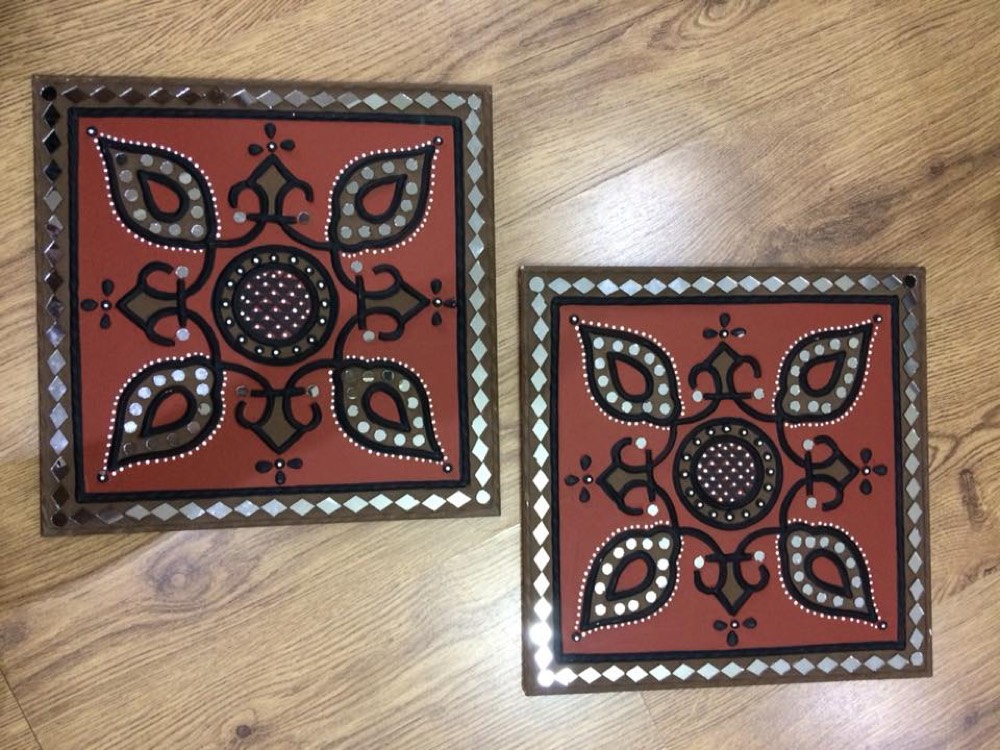 Red two square mud art