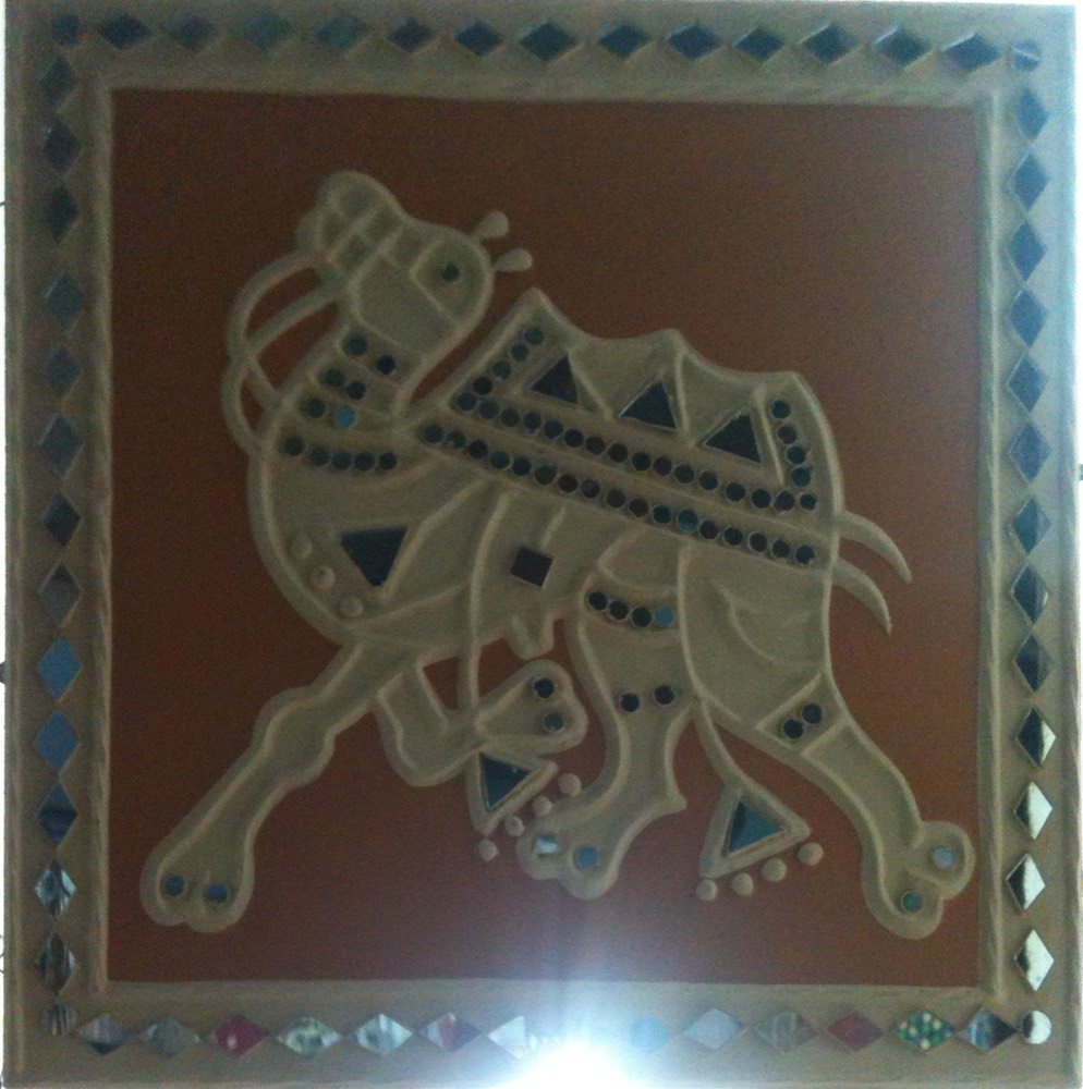 White camel mud art