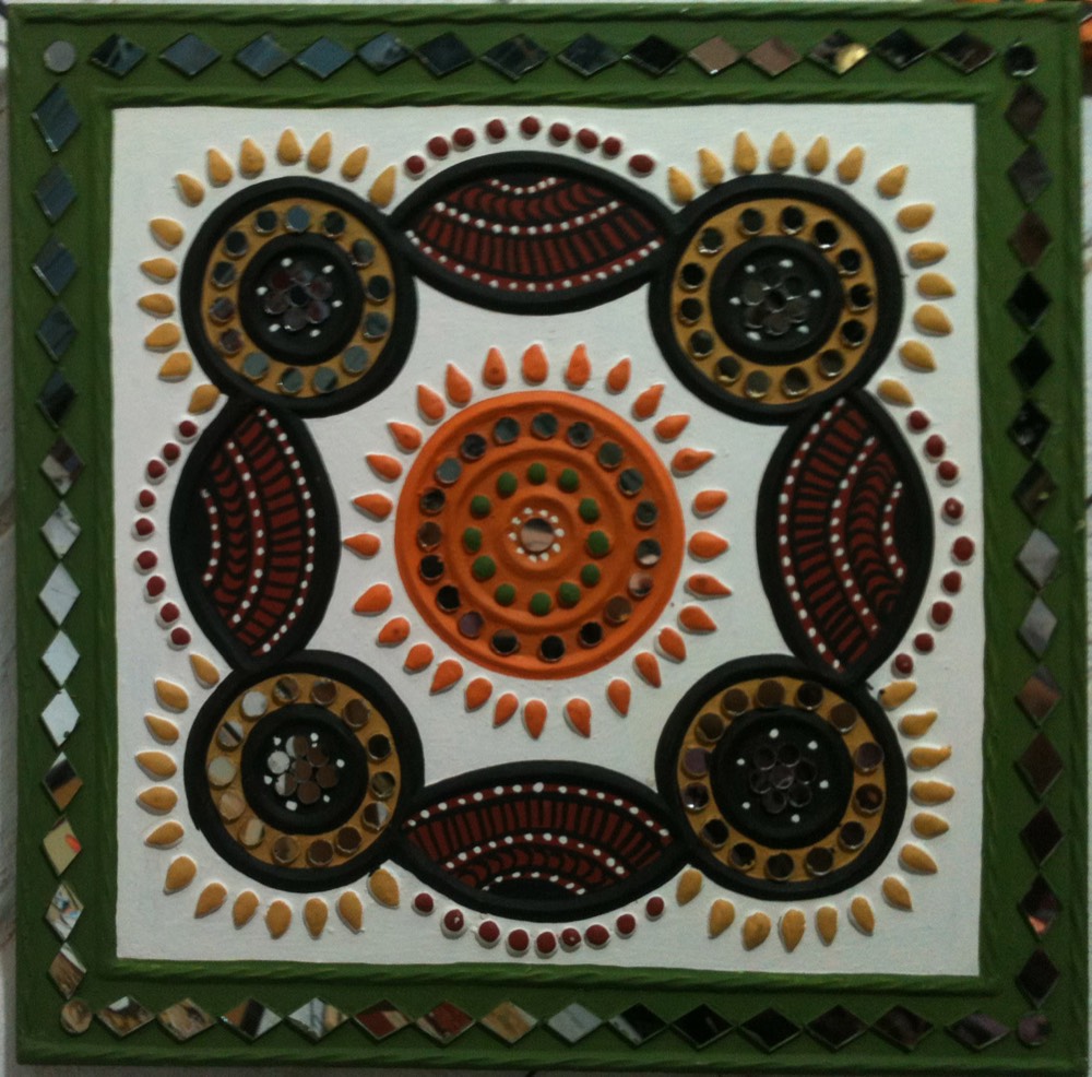 white mud art with green boder